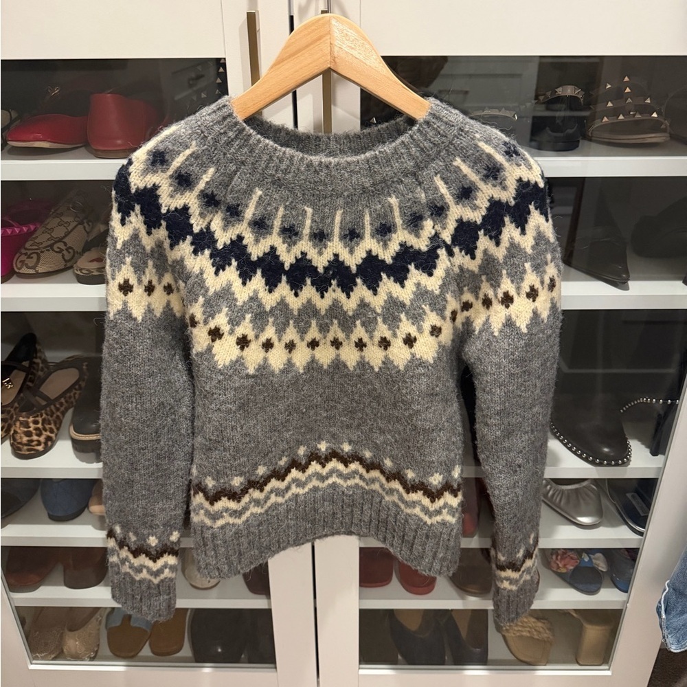 Astr Gray and Cream Feyre Fair Isle Sweater - Picture 3 of 7